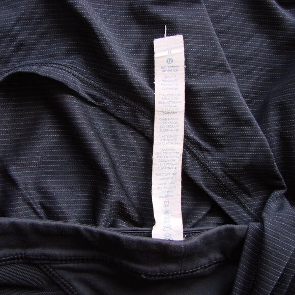 Lululemon Black Racerback Tank Top Sports Bra Yoga Built In Bra Size 8 - Picture 5 of 10